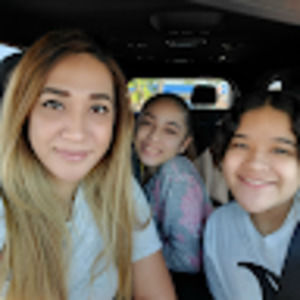 Meet your Posher, Nora